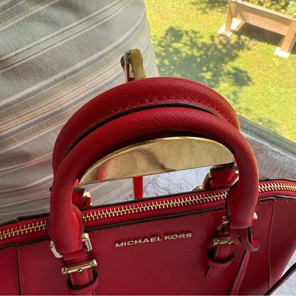 Michael Kors EUC Ciara Medium Saffiano Leather Satchel in Red - Picture 6 of 16